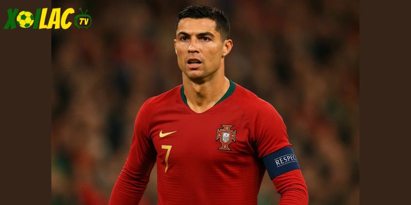 Ronaldo là mũi nhọn trong trận Armenia vs Bồ Đào Nha. Ronaldo là mũi nhọn trong trận Armenia vs Bồ Đào Nha.